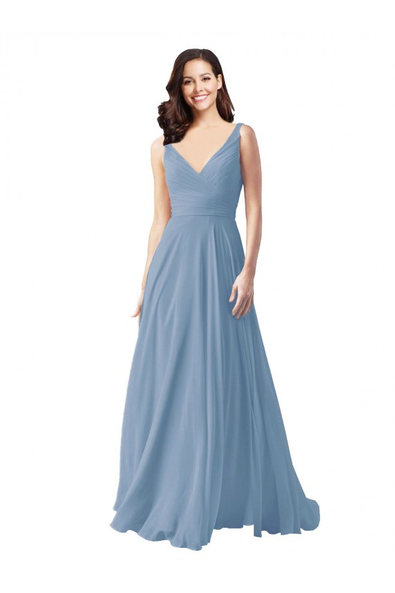 Compra Azul polvoriento línea A Cuello en V Gasa Largo Vestidos de dama de honor