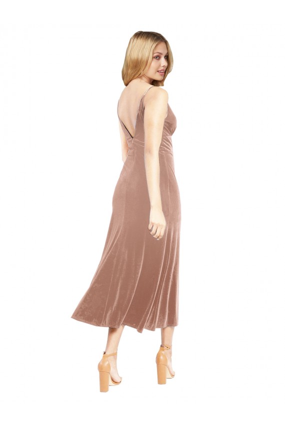 Compra Rosa línea A Cuello en V Midi Terciopelo Elástico Corto Vestidos de dama de honor / Vestidos de fiesta / Vestidos de cóctel